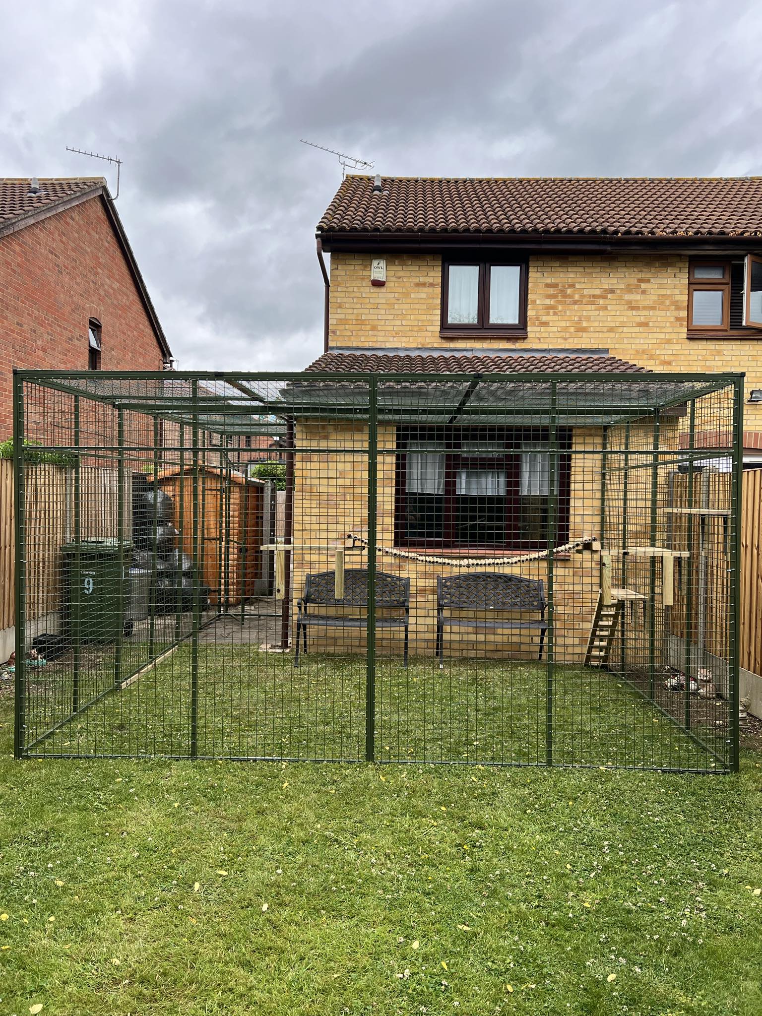 Steel Catio